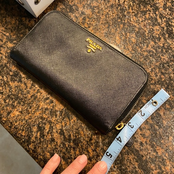 Prada Large Saffiano Zippered Wallet - Picture 10 of 13